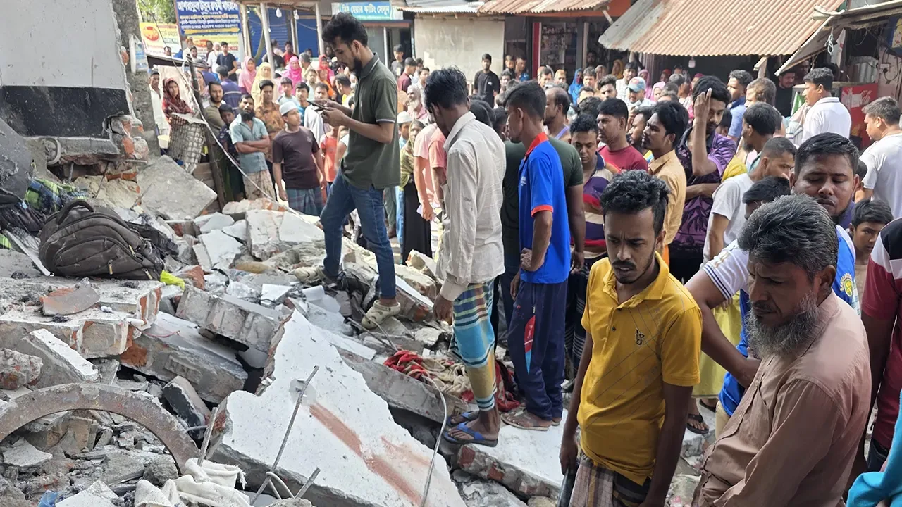 গাজীপুরে সেপটিক ট্যাংক বিস্ফোরণ, গার্মেন্টস কর্মীর মৃত্যু 