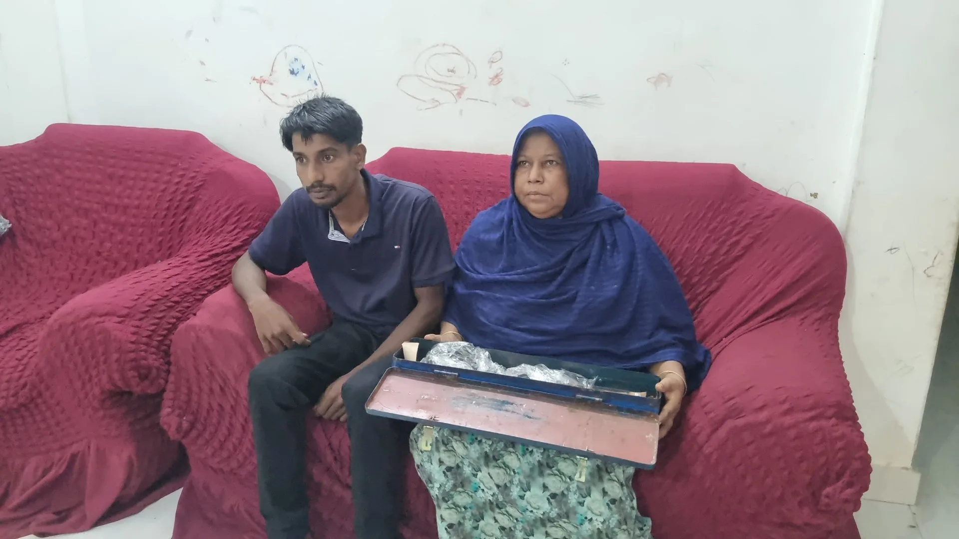 সেই উপজেলায় এবার ঘরে ঢুকে হাত-পা বেঁধে নগদ টাকা ও স্বর্ণ লুট