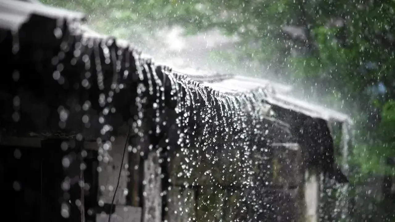আট বিভাগে বৃষ্টির আভাস, কমতে পারে তাপমাত্রা