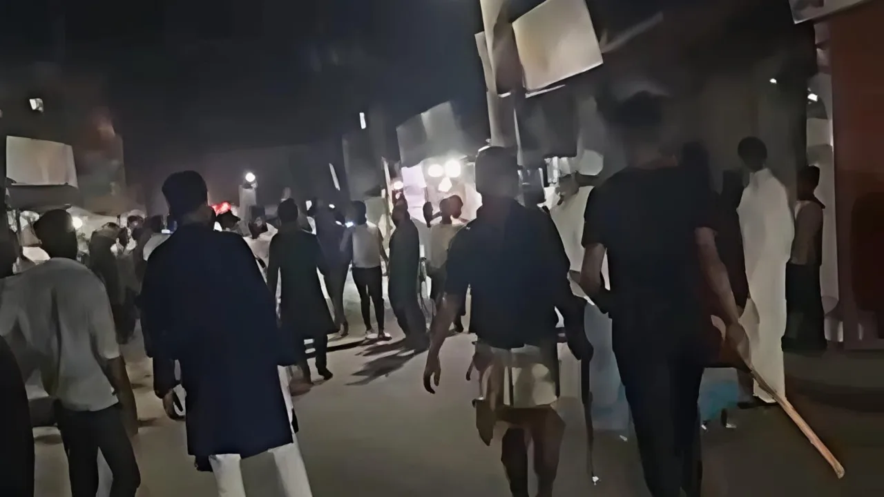 লালমাইয়ে বিএনপির দুপক্ষের দফায় দফায় সংঘর্ষ